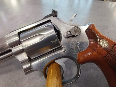 Smith & Wesson 686 with original box - Image 4 of 15