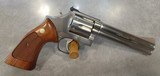 Smith & Wesson 686 with original box and papers - 6 of 13