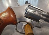 Smith & Wesson 686 with original box and papers - 8 of 13