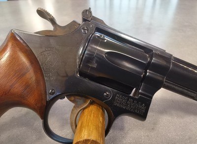 Smith & Wesson K-22 Masterpiece with original box - Image 8 of 14