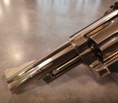 Smith & Wesson 19-4 nickel with original box and papers - Image 5 of 14
