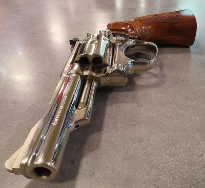 Smith & Wesson 19-4 nickel with original box and papers - Image 14 of 14