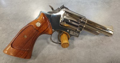 Smith & Wesson 19-4 nickel with original box and papers - Image 6 of 14
