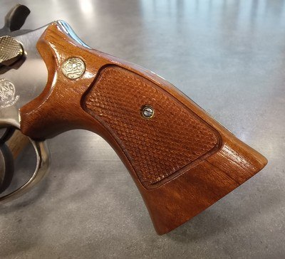 Smith & Wesson 19-4 nickel with original box and papers - Image 3 of 14