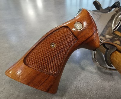 Smith & Wesson 19-4 nickel with original box and papers - Image 7 of 14