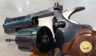 Colt Diamondback .38 Special with original box - Image 11 of 14