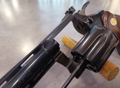 Colt Diamondback .38 Special with original box - Image 10 of 14