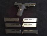 Unfired Wilson Combat Elite Professional 9mm w/6 clips, Holster, Wilson Case “AS NEW” Christmas Special w/sale CALL - 6 of 9