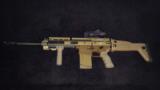 FN SCAR® 17S; AS NEW (308) Short Stroke Gas Piston with Dual Field of View Spector DR Optical Site and Surefire Weapon Light A393593, Military Case - 3 of 12