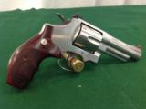 Smith & Wesson 629-6 4 inch - 3 of 4