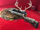 Weatherby Mark V 6.5-300 Weatherby Magnum - 2 of 22