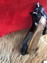 Smith & Wesson 39 w/ 2 magazines - 6 of 11