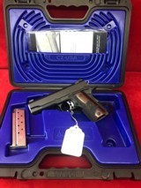 Dan Wesson Vigil 1911 pistol 9MM - 3 of 5