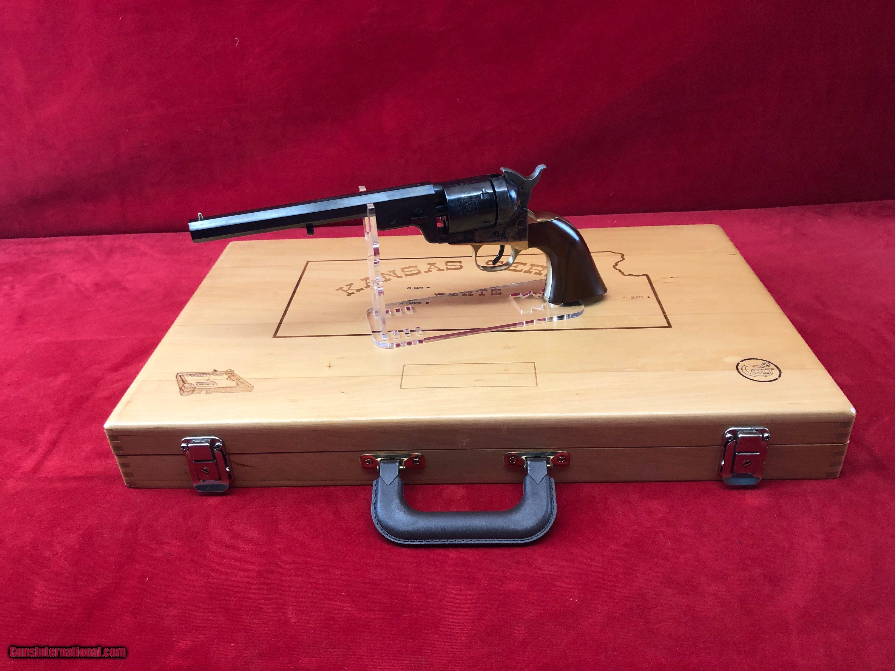 Dixie Gunworks Colt revolver set