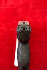 Heckler & Koch VP9SK 9mm Subcompact Pistol - 4 of 5