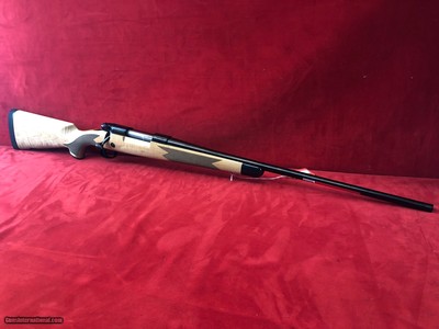 NIB Winchester Model 70 Super Grade Maple 30-06
