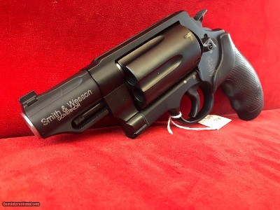 Smith & Wesson Governor