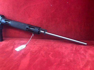 Bushmaster XM15 .223 - Image 2 of 8