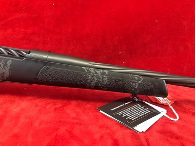 NIB Weatherby Mark V Livewild 6.5 RPM - Image 3 of 11