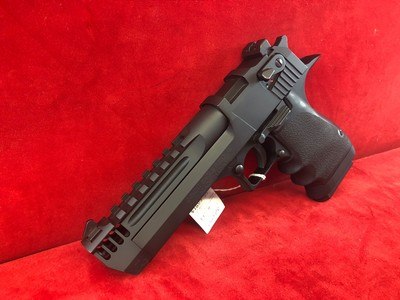 Magnum Research DE Lightweight 44 Magnum - Image 3 of 3