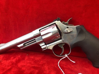 Smith & Wesson 629 44 Mag - Image 3 of 5