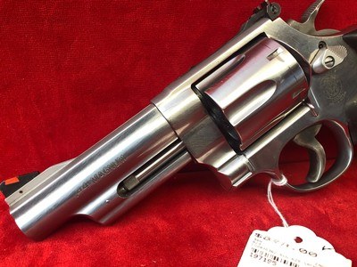 Smith & Wesson 629 44 Mag 4
