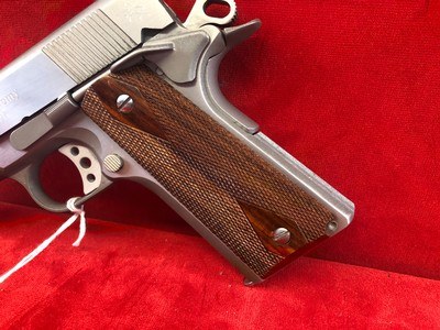 Colt 1911 US Military Academy 2001 