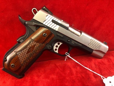 Smith & Wesson 1911SC 45acp - Image 1 of 4