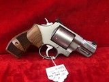 Smith & Wesson 629-6 44Mag 6 Shot 2 1/2