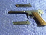 Hi-standard H-D military 22 long rifle pistol - 2 of 4