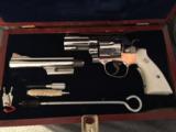 Smith & Wesson M. 29-2 - 1 of 11