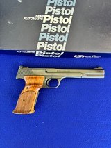 1986 Smith & Wesson Model 41 In Box S&W .22 Rimfire Semi Auto Match Target Pistol - 9 of 20