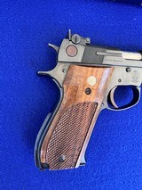 1986 Smith & Wesson model 52-2 in Factory Box S&W Target Pistol .38 Special Mid Range - 6 of 20