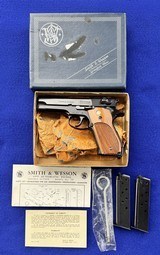 1970 Smith & Wesson Model 39-2 in Box Like New-Curio Relic C&R 9mm Para