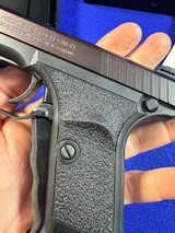 Unfired-In Box Heckler & Koch P7 K3 .380 ACP (9mm Kurz) with .22 L.R. Conversion Kit-NOS - 5 of 20