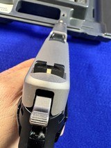 1996 Sig Sauer P226 Two Tone LNIB 9mm West Germany DA/SA - 16 of 20