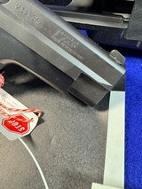 1994 New Old Stock Sig Sauer P226 West Germany 9mm - 12 of 20