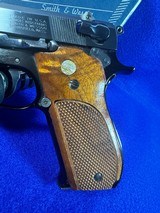 1973 Smith & Wesson Model 39-2 in Box Like New-Curio Relic C&R 9mm Para - 4 of 20
