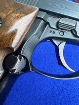 1978 In Box Beretta 84B Made in Italy .380 ACP D/A Walnut Grips - 14 of 20