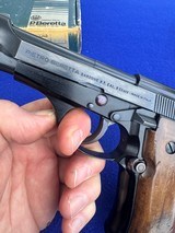 1978 In Box Beretta 84B Made in Italy .380 ACP D/A Walnut Grips - 6 of 20