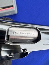 2001 In Box Browning Belgium Hi Power 9mm Para Adj Sights Ambi Safety - 11 of 20