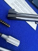 1968 In Box Smith Wesson model 17-2 (K-22 masterpiece) .22 LR K Frame Pinned Barrel C&R - 9 of 20