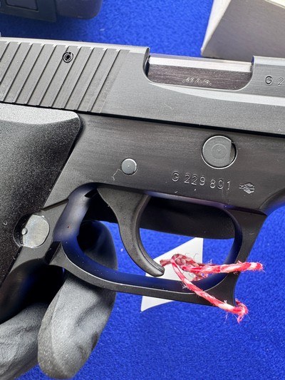 NIB 1994 Sig Sauer P220 .45 ACP *RARE* Outer Shipping Sleeve German made - Image 13 of 20