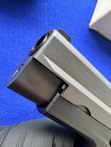 NIB 1994 Sig Sauer P220 .45 ACP *RARE* Outer Shipping Sleeve German made - Image 11 of 20