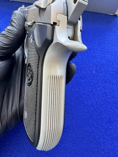 LNIB 1994 Beretta 92FS Inox GHOST 9mm Italy - Image 6 of 20