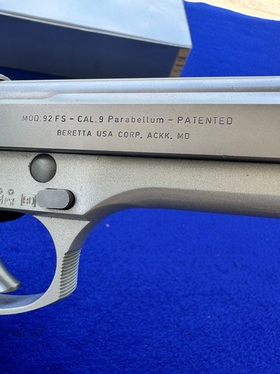 LNIB 1994 Beretta 92FS Inox GHOST 9mm Italy - Image 11 of 20