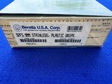 LNIB 1994 Beretta 92FS Inox GHOST 9mm Italy - Image 3 of 20