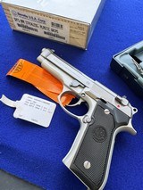 LNIB 1994 Beretta 92FS Inox GHOST 9mm Italy - Image 19 of 20