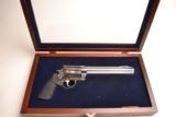 Smith & Wesson - 500 Engraved Model - 11 of 12