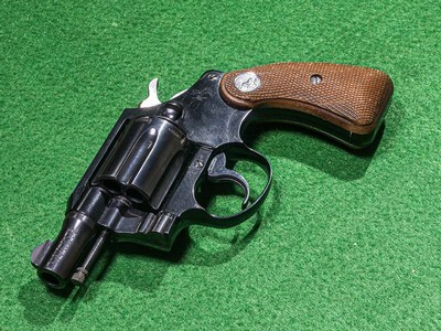 Colt - Cobra, Blued Finish, .38 Special. 2